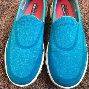 Skechers Go Walk Memory Foam Shoes!